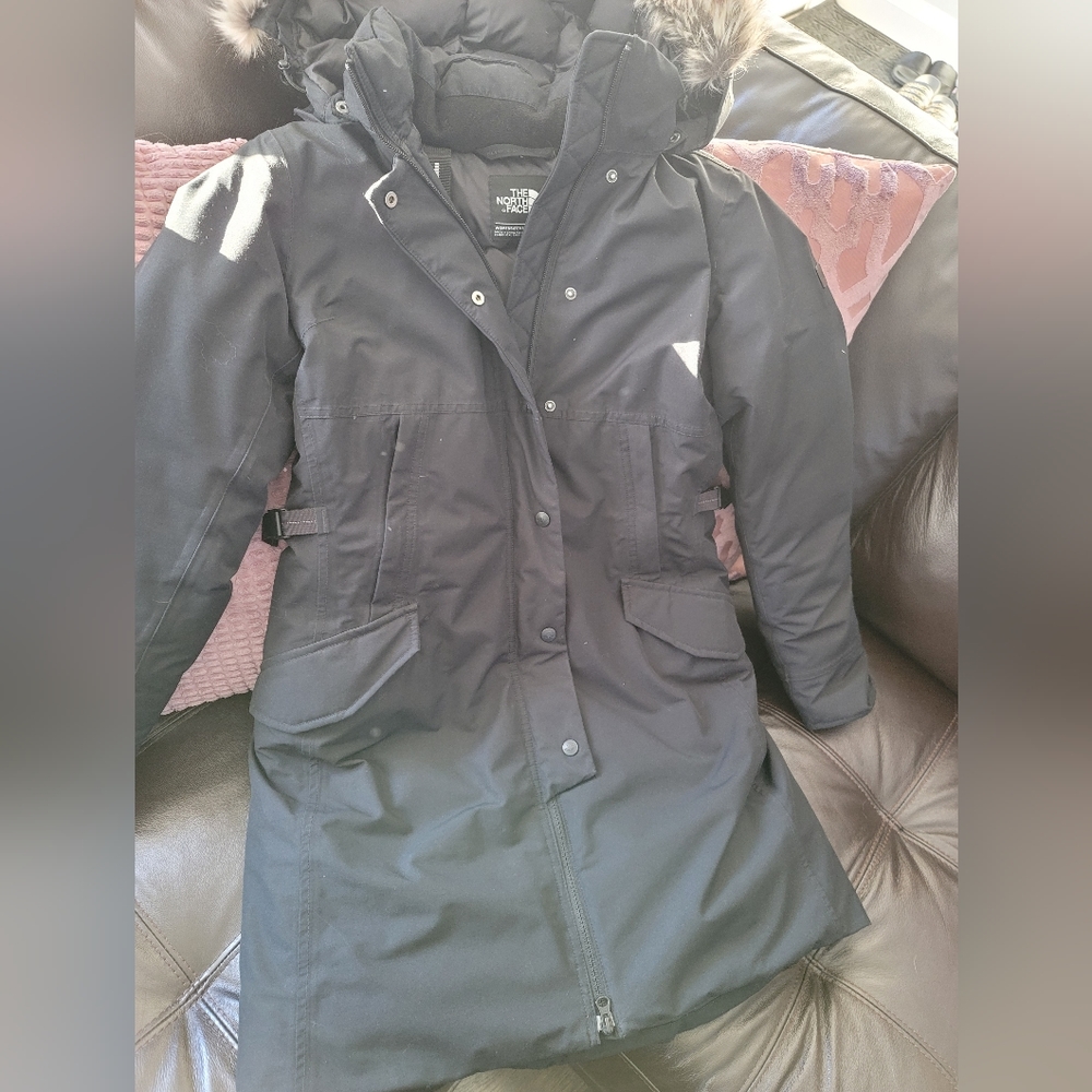 Ladies The North Face winter parka